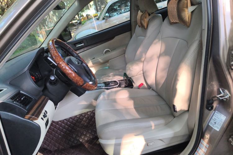 Used Subaru Outback 2014 2.5i Yashang Elite Edition Left Front Seat