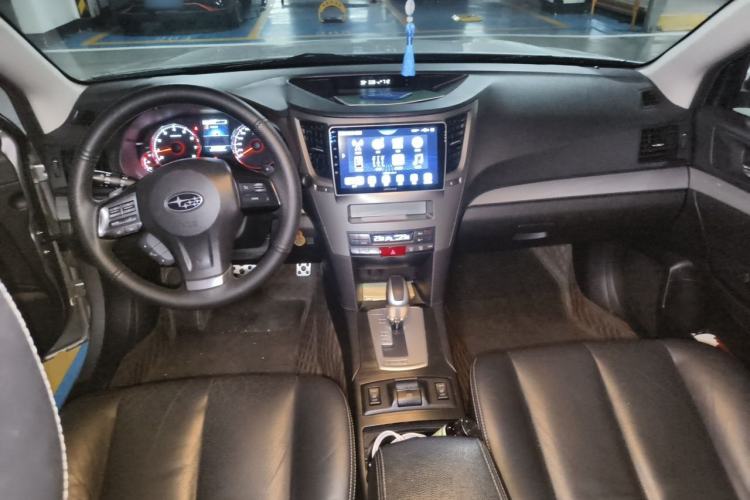Used Subaru Outback 2014 2.5i Yashang Sport Edition Center Console