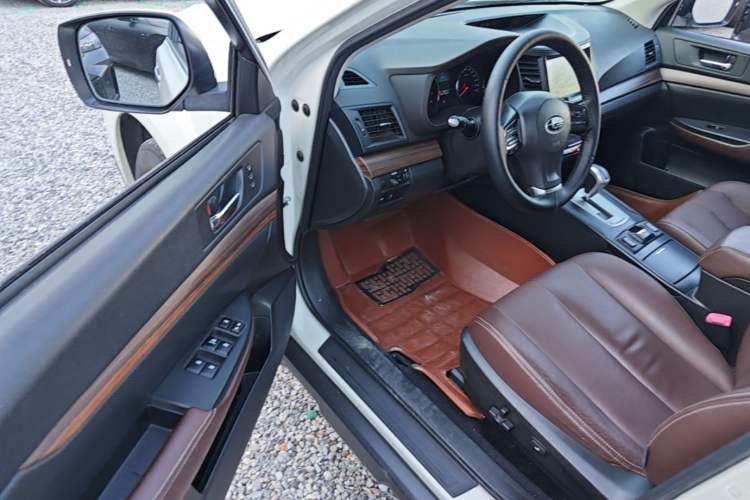 Used Subaru Outback 2014 2.5i Yashang Smart Edition Driver Seat