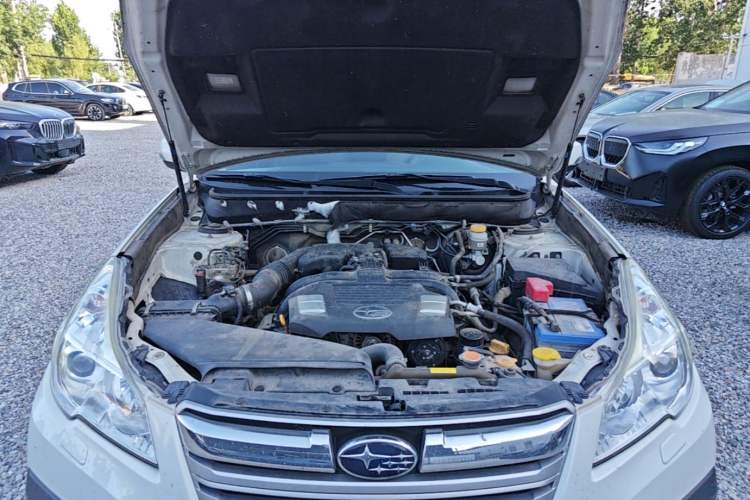 Used Subaru Outback 2014 2.5i Yashang Smart Edition Engine Bay
