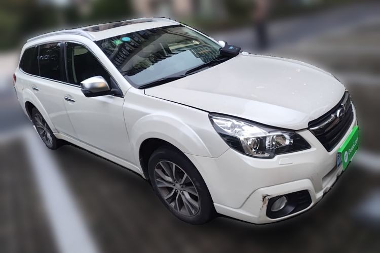 Used Subaru Outback 2014 2.5i Yashang Sport Edition Front Right 45 Deg
