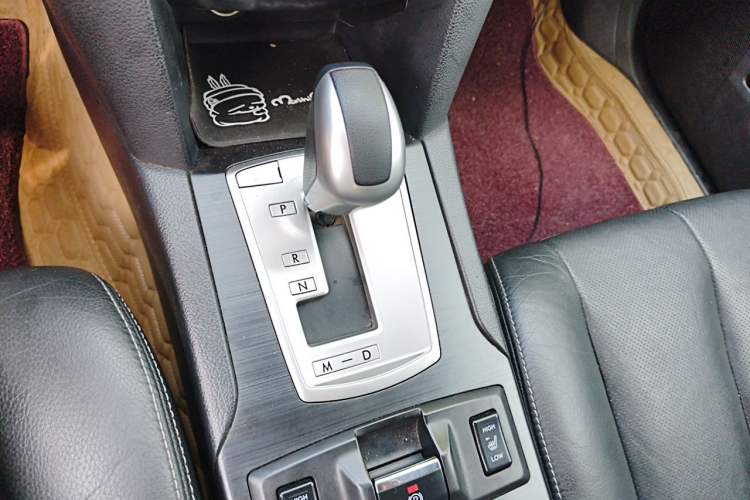 Used Subaru Outback 2014 2.5i Yashang Sport Edition Gear Lever