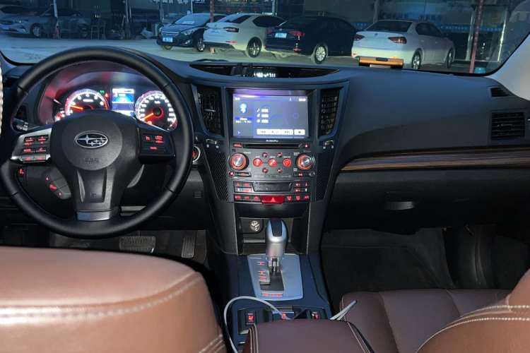 Used Subaru Outback 2014 2.5i Yashang Smart Edition Interior 3