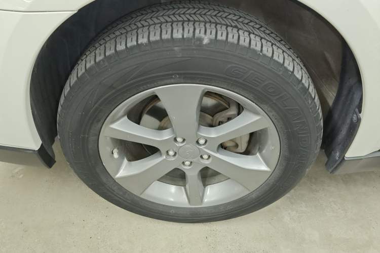 Used Subaru Outback 2014 2.5i Yashang Smart Edition Left Front Wheel Hub