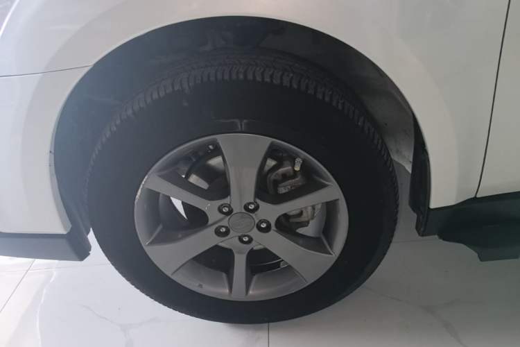 Used Subaru Outback 2014 2.5i Yashang Smart Edition Left Front Wheel Hub