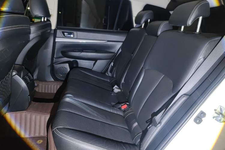 Used Subaru Outback 2014 2.5i Yashang Sport Edition Left Rear Seat