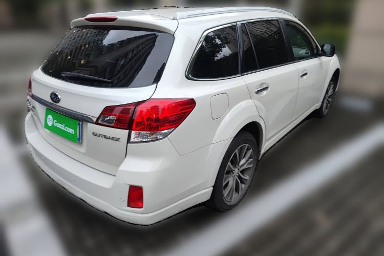 Used Subaru Outback 2014 2.5i Yashang Sport Edition Rear Right 45 Deg