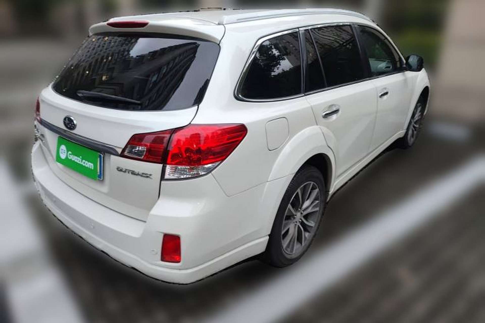 Used Subaru Outback 2014 2.5i Yashang Sport Edition Rear Right 45 Deg