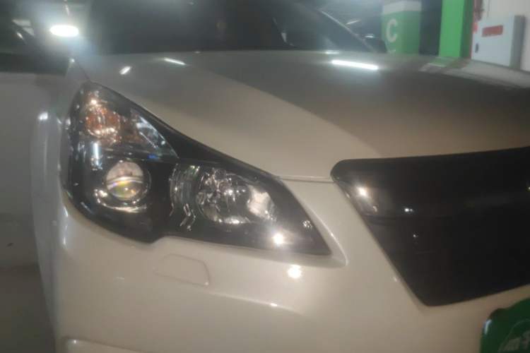 Used Subaru Outback 2014 2.5i Yashang Sport Edition Right Front Headlight