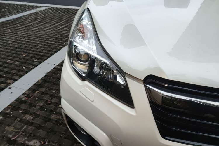 Used Subaru Outback 2014 2.5i Yashang Sport Edition Right Front Headlight