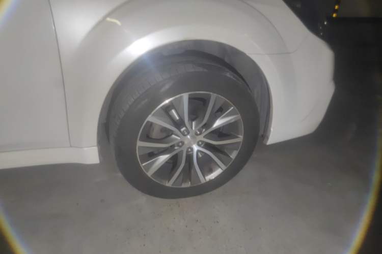 Used Subaru Outback 2014 2.5i Yashang Sport Edition Right Front Wheel Hub