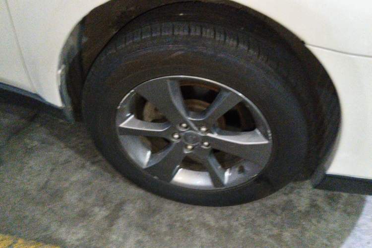Used Subaru Outback 2014 2.5i Yashang Smart Edition Right Front Wheel Hub