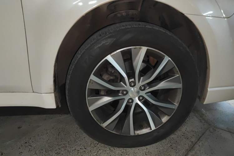 Used Subaru Outback 2014 2.5i Yashang Sport Edition Right Front Wheel Hub