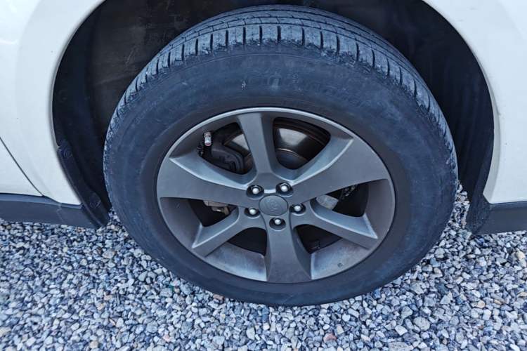 Used Subaru Outback 2014 2.5i Yashang Smart Edition Right Front Wheel Hub