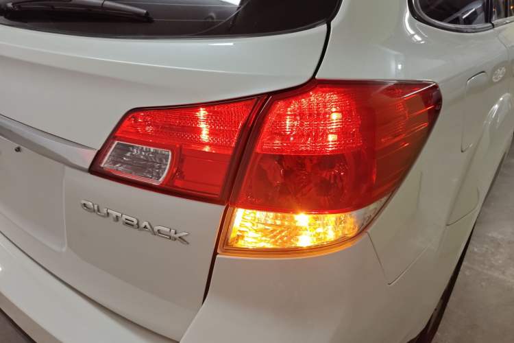 Used Subaru Outback 2014 2.5i Yashang Smart Edition Right Rear Taillight
