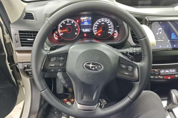 Used Subaru Outback 2014 2.5i Yashang Smart Edition Steering Wheel