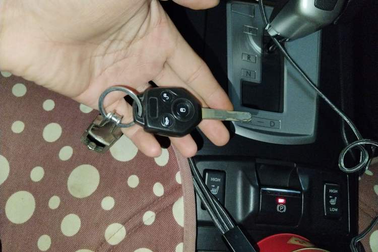 Used Subaru Outback 2014 2.5i Yashang Sport Edition Vehicle Key