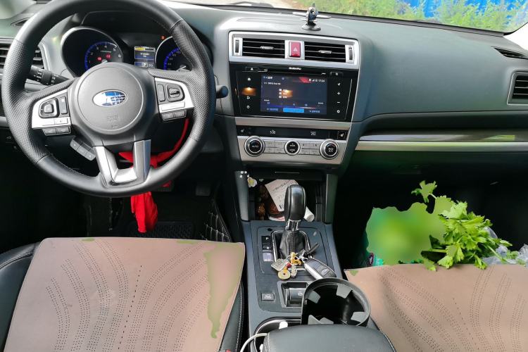 Used Subaru Outback 2015 2.5i Luxury Navigation Edition Center Console
