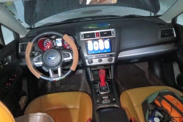 Used Subaru Outback 2015 2.5i Classic Edition Center Console