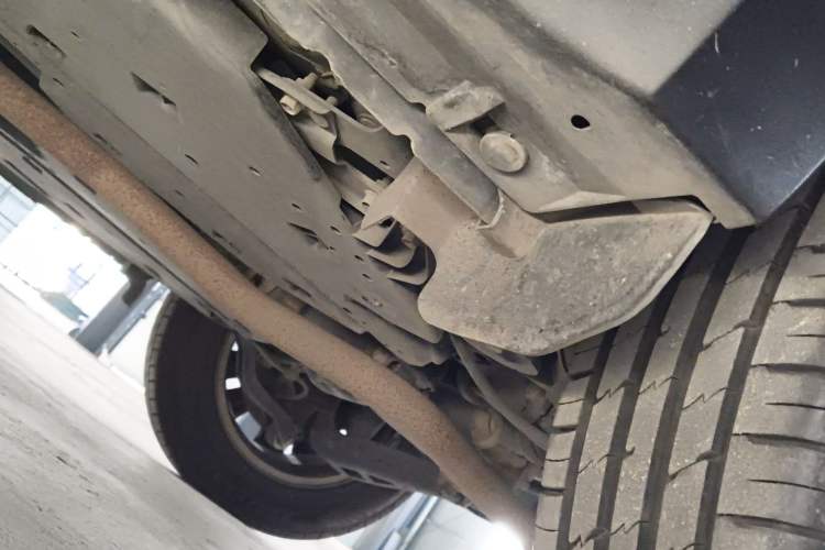 Used Subaru Outback 2015 2.5i Classic Edition Chassis Rear Left
