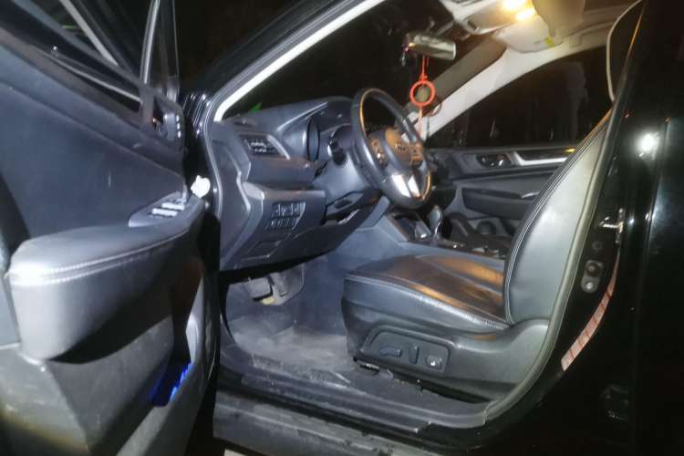 Used Subaru Outback 2015 2.5i Sport Navigation Edition Driver Seat