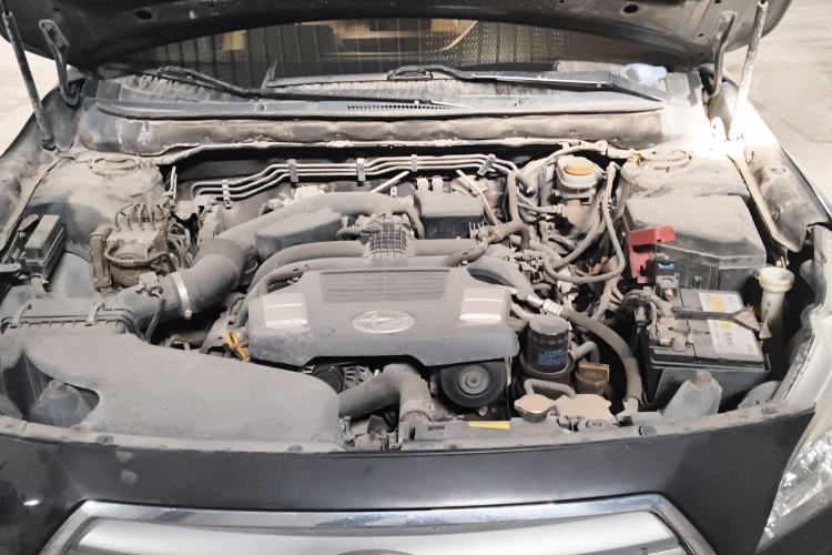 Used Subaru Outback 2015 2.5i Classic Edition Engine Bay
