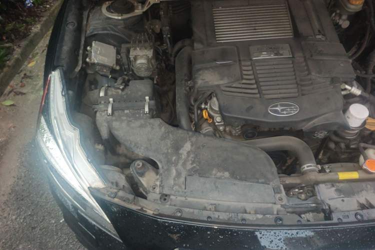 Used Subaru Outback 2015 2.0DIT Prestige Edition Engine Bay Right