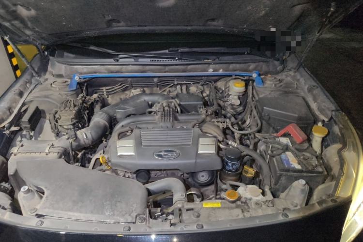 Used Subaru Outback 2015 2.5i Sport Navigation Edition Engine Bay
