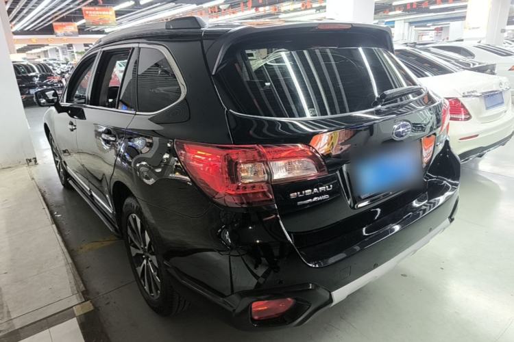 Used Subaru Outback 2015 2.5i Sport Navigation Edition Exterior 2