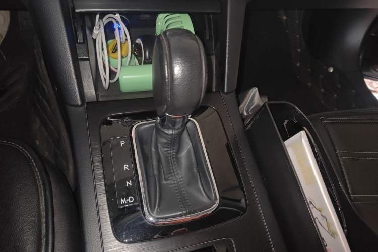Used Subaru Outback 2015 2.5i Luxury Navigation Edition Gear Lever