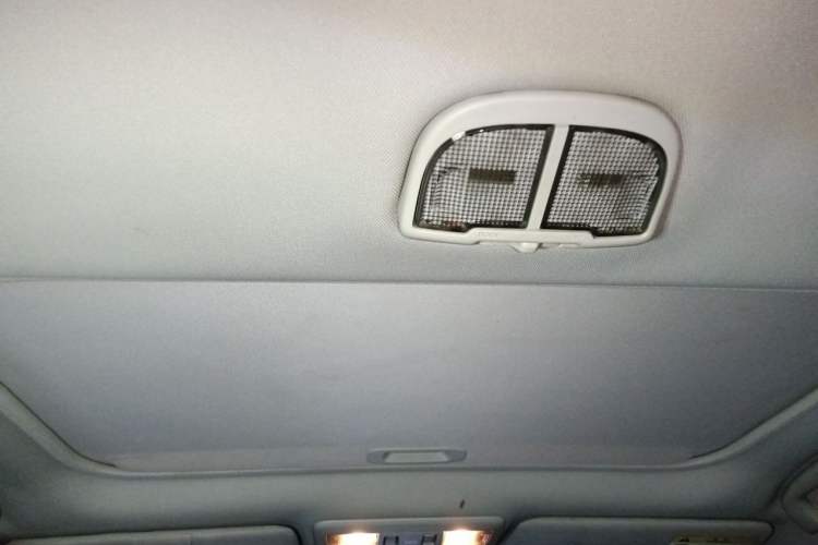 Used Subaru Outback 2015 2.5i Classic Edition Headliner
