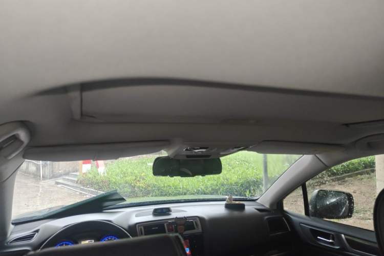 Used Subaru Outback 2015 2.5i Luxury Navigation Edition Headliner