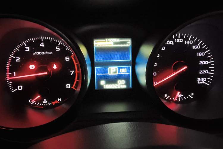 Used Subaru Outback 2015 2.5i Classic Edition Instrument Cluster