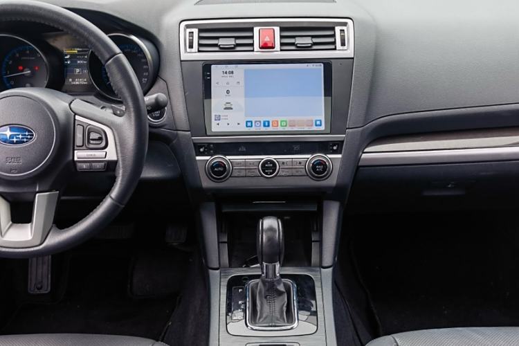 Used Subaru Outback 2015 2.5i Luxury Navigation Edition Interior 3