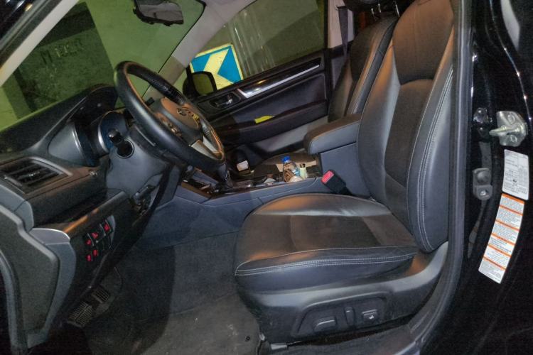 Used Subaru Outback 2015 2.5i Sport Navigation Edition Left Front Seat