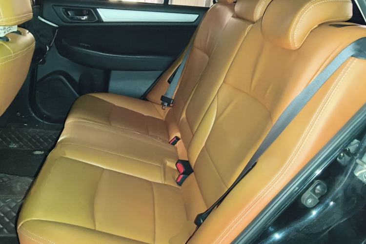 Used Subaru Outback 2015 2.5i Classic Edition Left Rear Seat