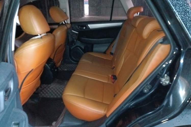 Used Subaru Outback 2015 2.5i Classic Edition Left Rear Seat