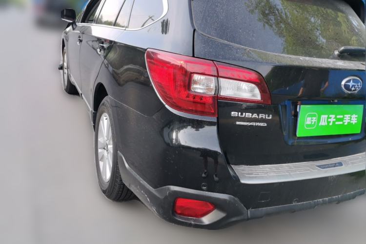 Used Subaru Outback 2015 2.5i Luxury Navigation Edition Rear Left 45 Deg