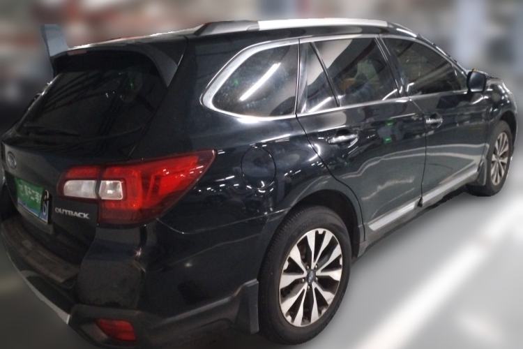 Used Subaru Outback 2015 2.5i Sport Navigation Edition Rear Right 45 Deg