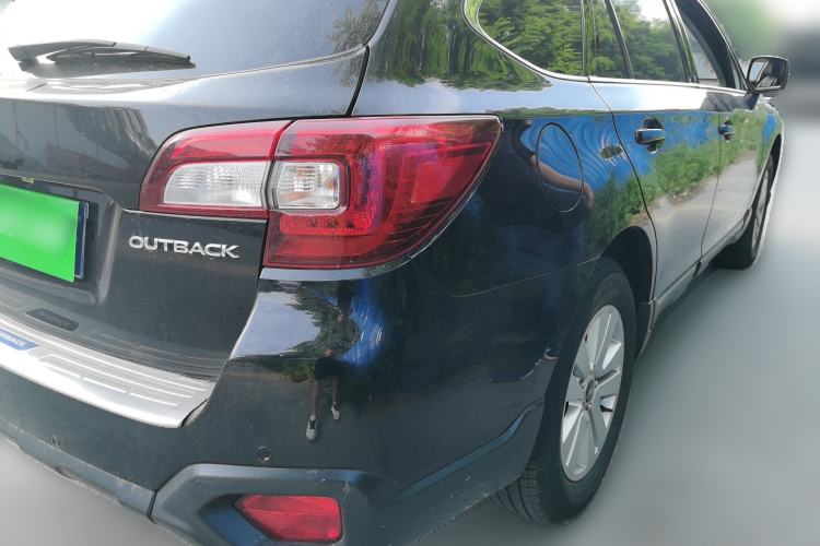 Used Subaru Outback 2015 2.5i Luxury Navigation Edition Rear Right 45 Deg