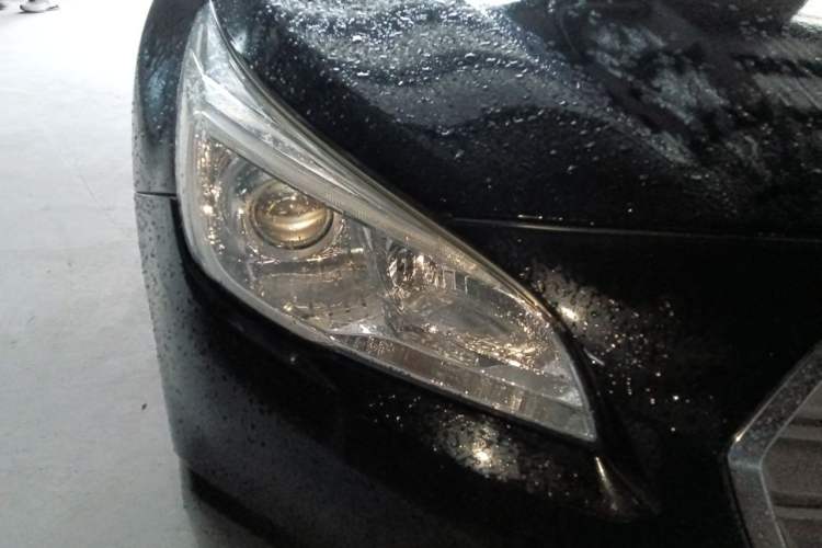 Used Subaru Outback 2015 2.5i Classic Edition Right Front Headlight
