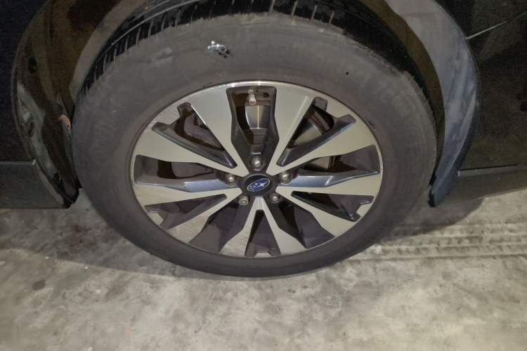 Used Subaru Outback 2015 2.5i Sport Navigation Edition Right Front Wheel Hub