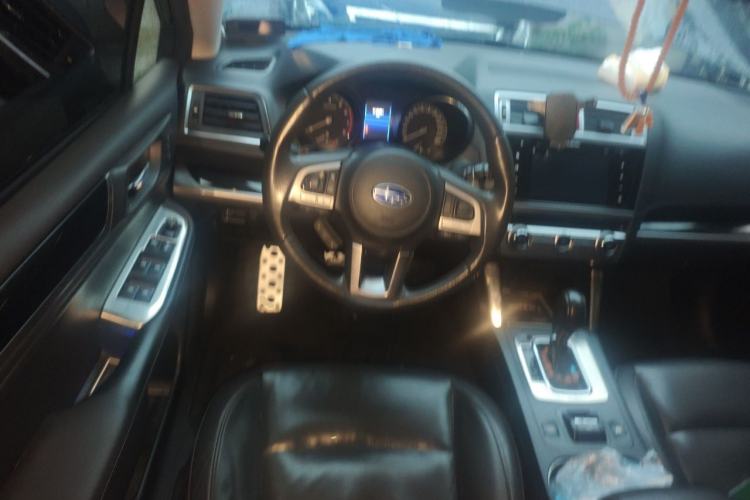Used Subaru Outback 2015 2.0DIT Prestige Edition Steering Wheel