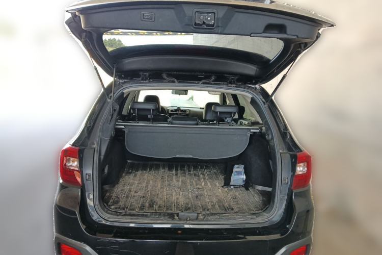 Used Subaru Outback 2015 2.5i Luxury Navigation Edition Trunk