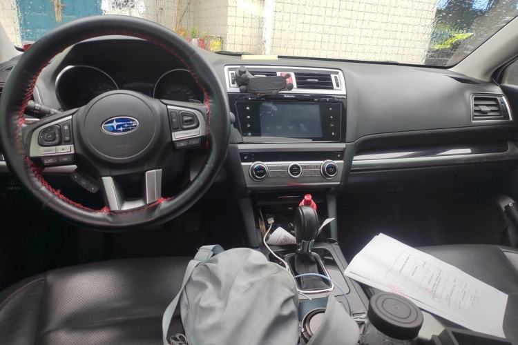 Used Subaru Outback 2015 2.5i Sport Navigation Edition Center Console