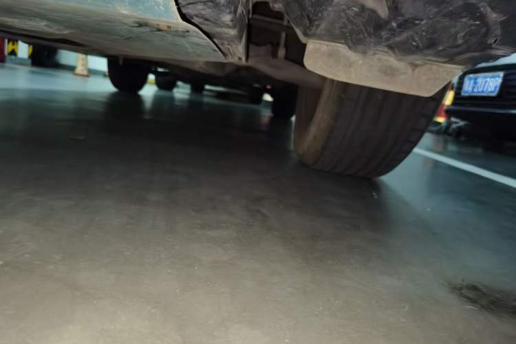 Used Subaru Outback 2015 2.5i Sport Navigation Edition Chassis Front Left