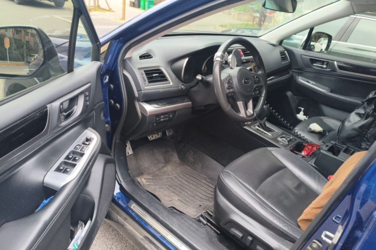 Used Subaru Outback 2015 2.0DIT Prestige Edition Driver Seat