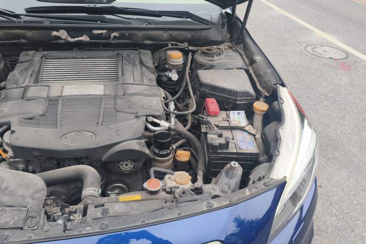 Used Subaru Outback 2015 2.0DIT Prestige Edition Engine Bay Left