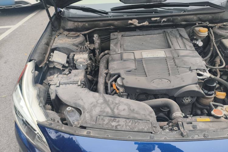 Used Subaru Outback 2015 2.0DIT Prestige Edition Engine Bay Right
