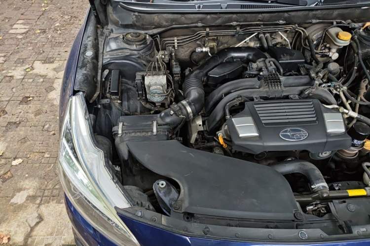 Used Subaru Outback 2015 2.5i Luxury Navigation Edition Engine Bay Right